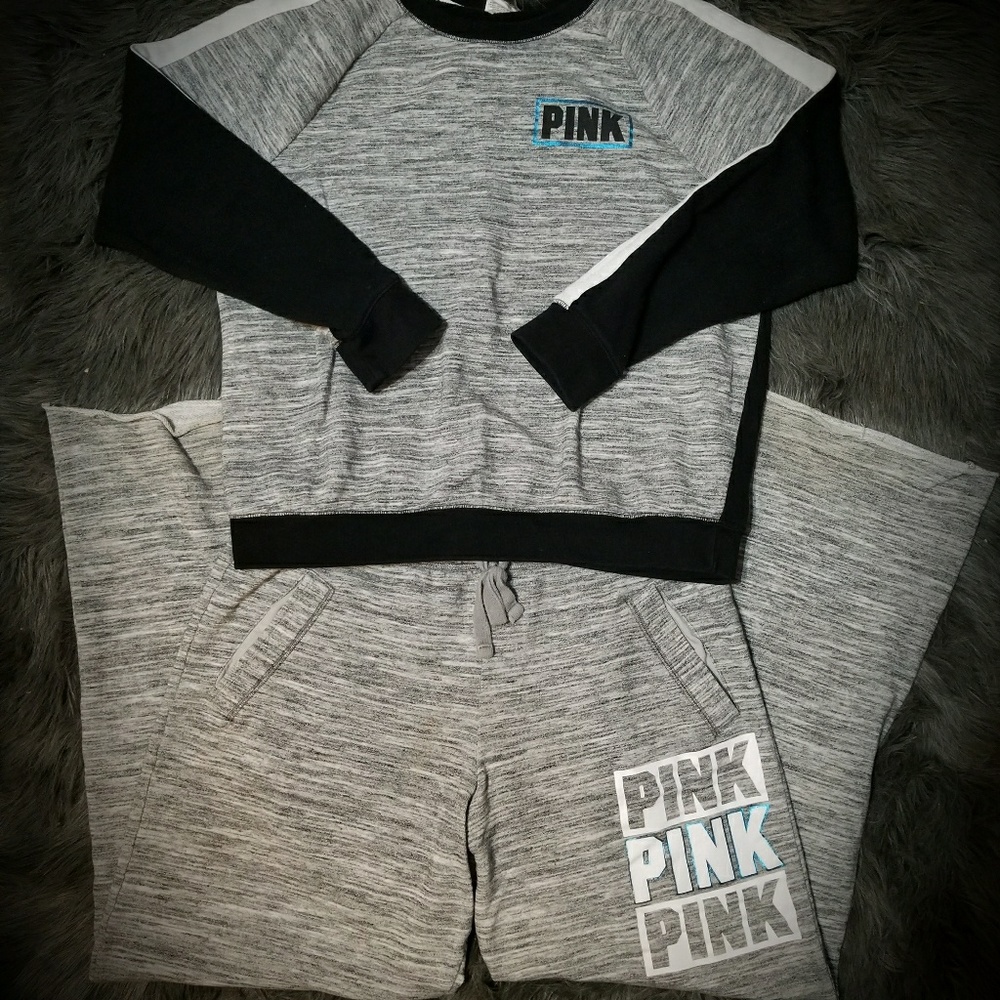 VS PINK Sweat outfit.